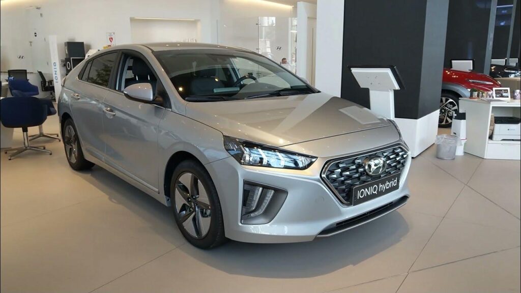 Hyundai Ioniq hybrid review UAE